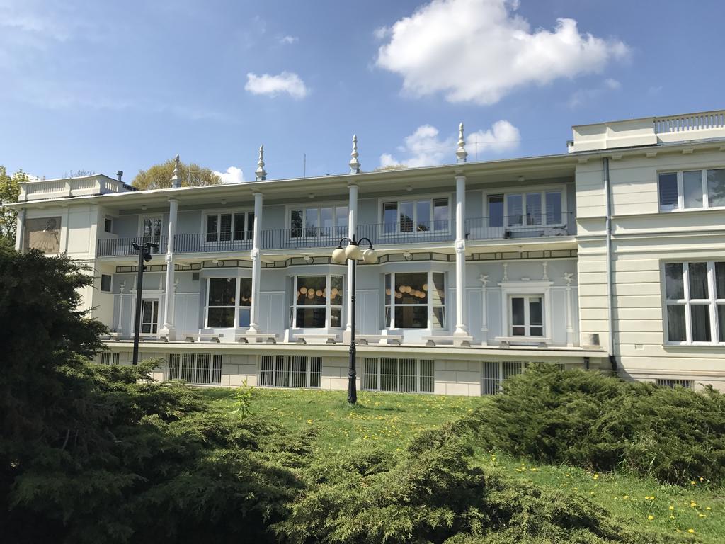 Wilson Apartment Warsaw Exterior photo